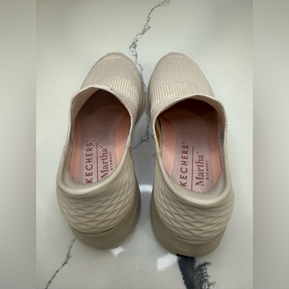 Martha Stewart x Skechers Slip-ins: Ultra Flex 3 Natural Women’s Size 6 - Picture 4 of 5